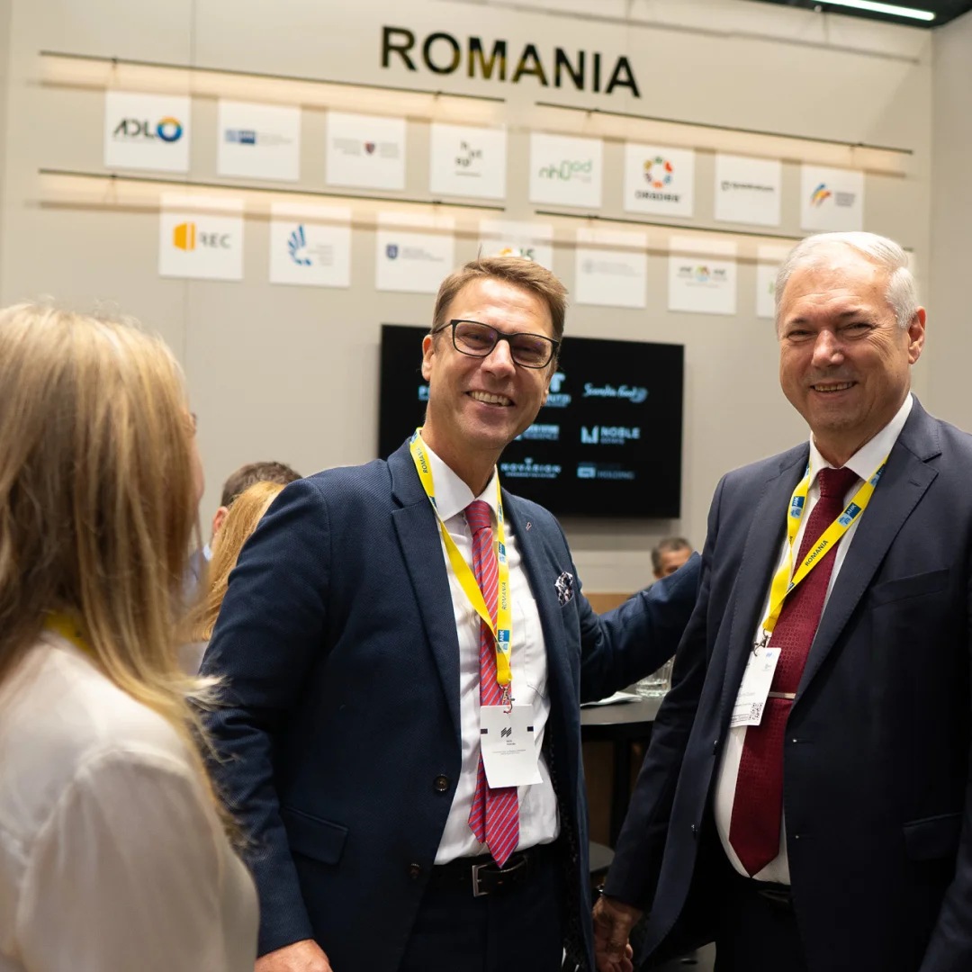 Why Mureș team members with visitors at the Romanian stand, EXPO REAL München 2026